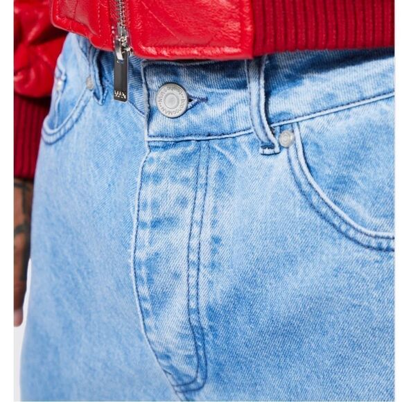 BOOHOO MAN SLIM RIGID FLARE PANEL DISTRESSED JEANS LIGHT BLUE 28L NWT - Picture 4 of 7
